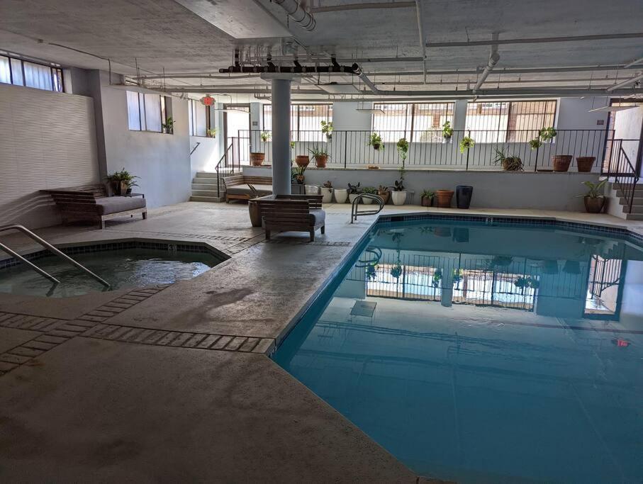 Spacious 2 Bedrooms. Prime Location Appartement Los Angeles